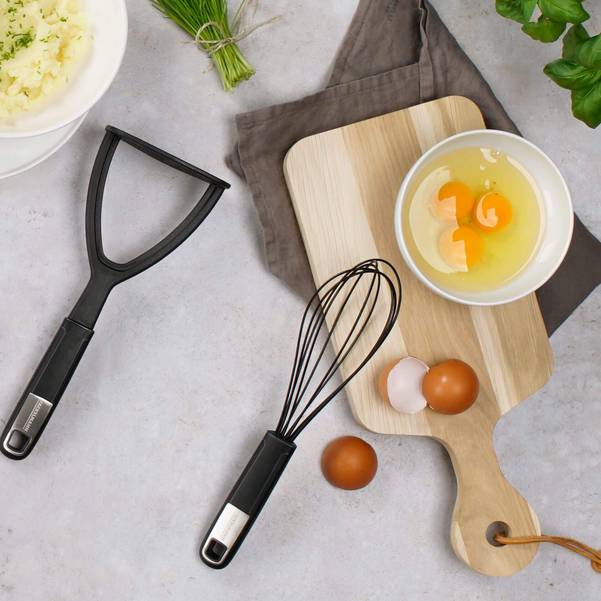 Trzepaczka do ubijania i mieszania - idealny pomocnik w kuchni