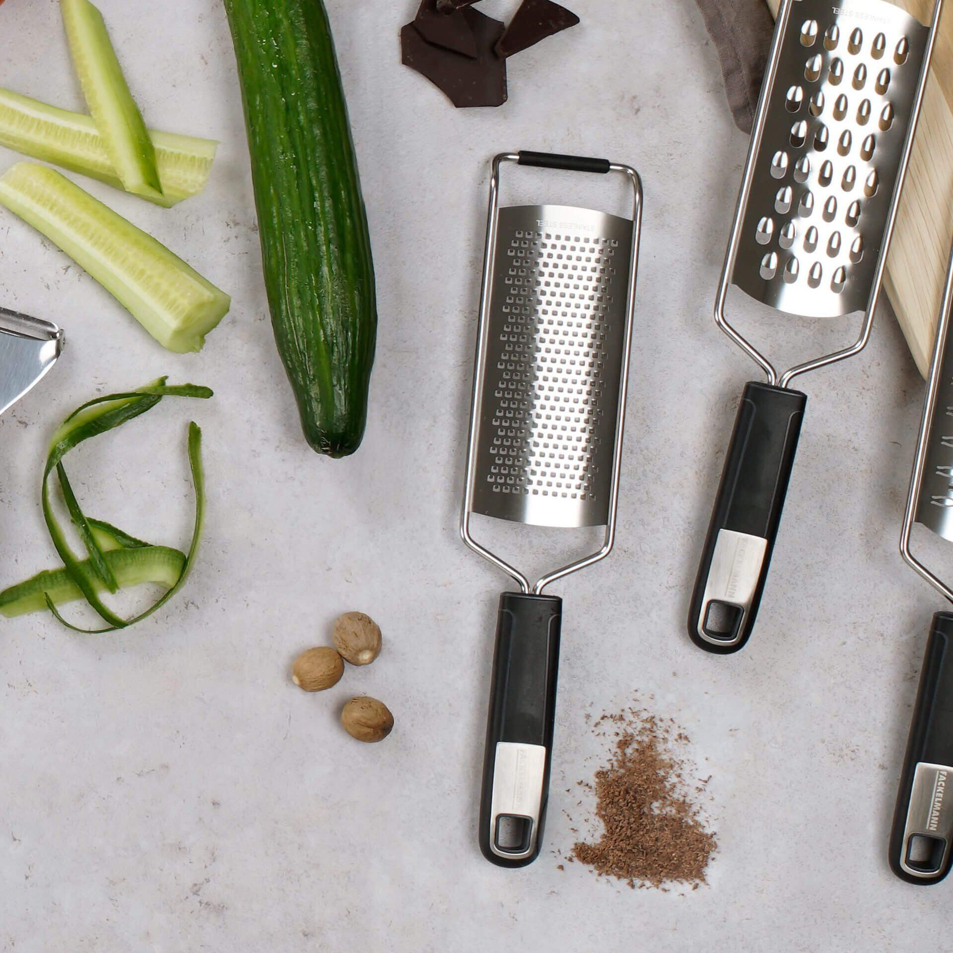 Ręczna tarka do warzyw i owoców - precyzyjne tarcie
