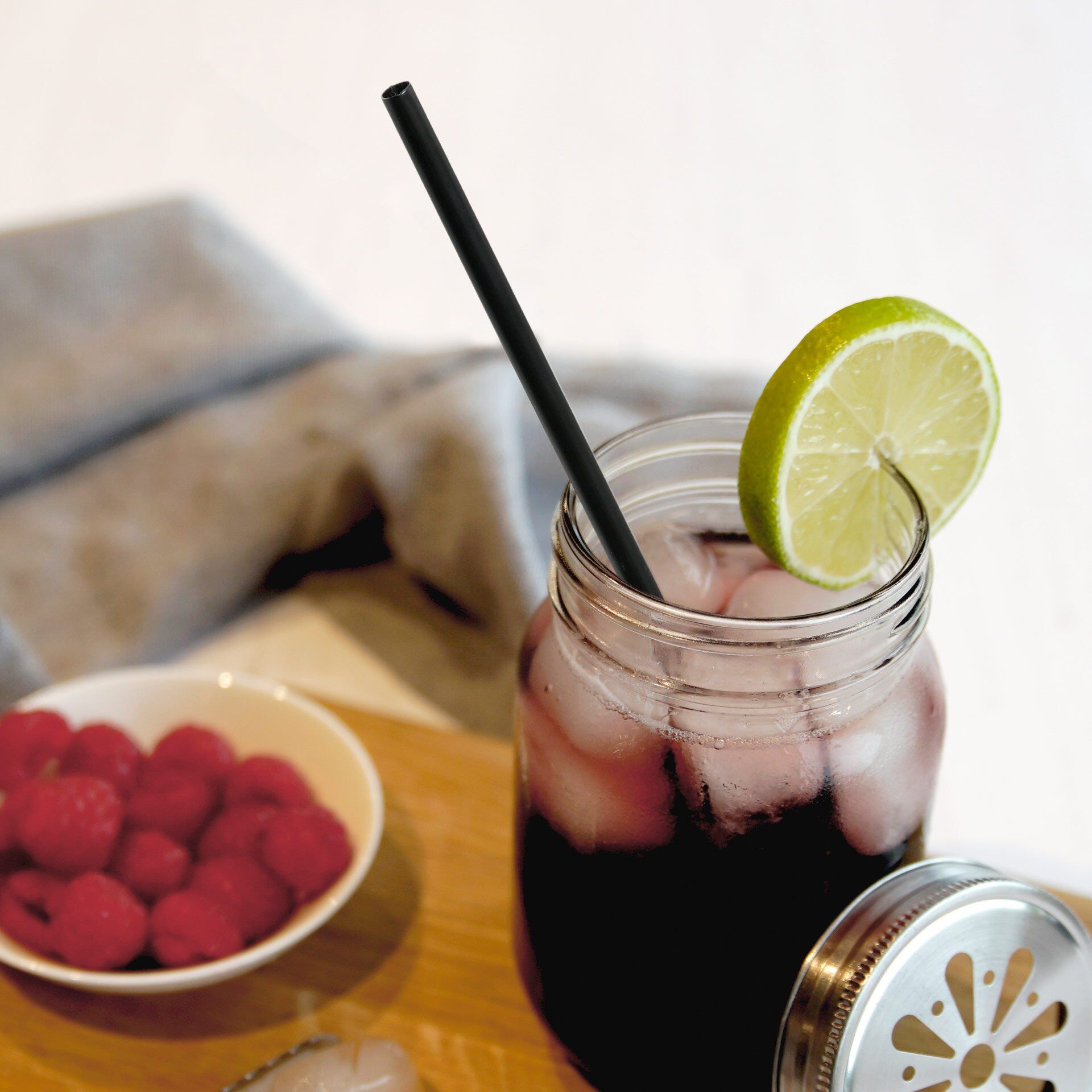 Wielokrotnego użytku słomki - ekologiczna alternatywa do napojów