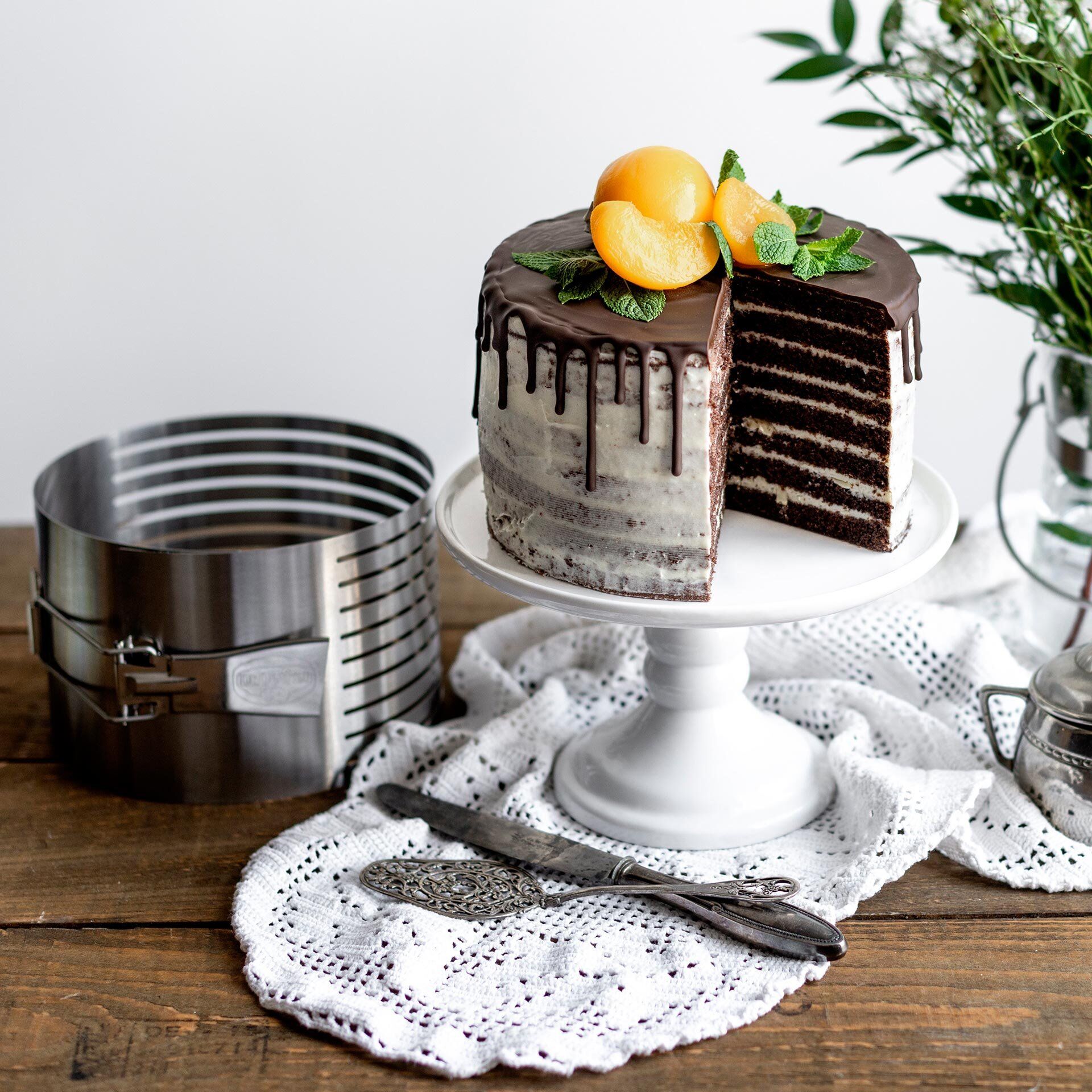 Pomoc do krojenia biszkoptów - idealne równe spody