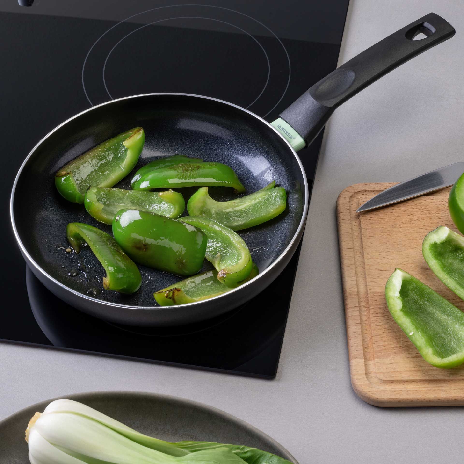 Patelnia ceramiczna Brandao 28 cm – komfort smażenia